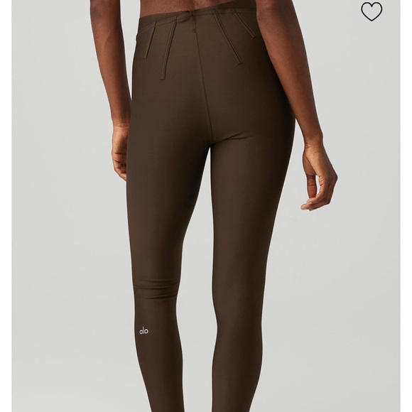 Alo airlift corset legging and bra set - Picture 6 of 8